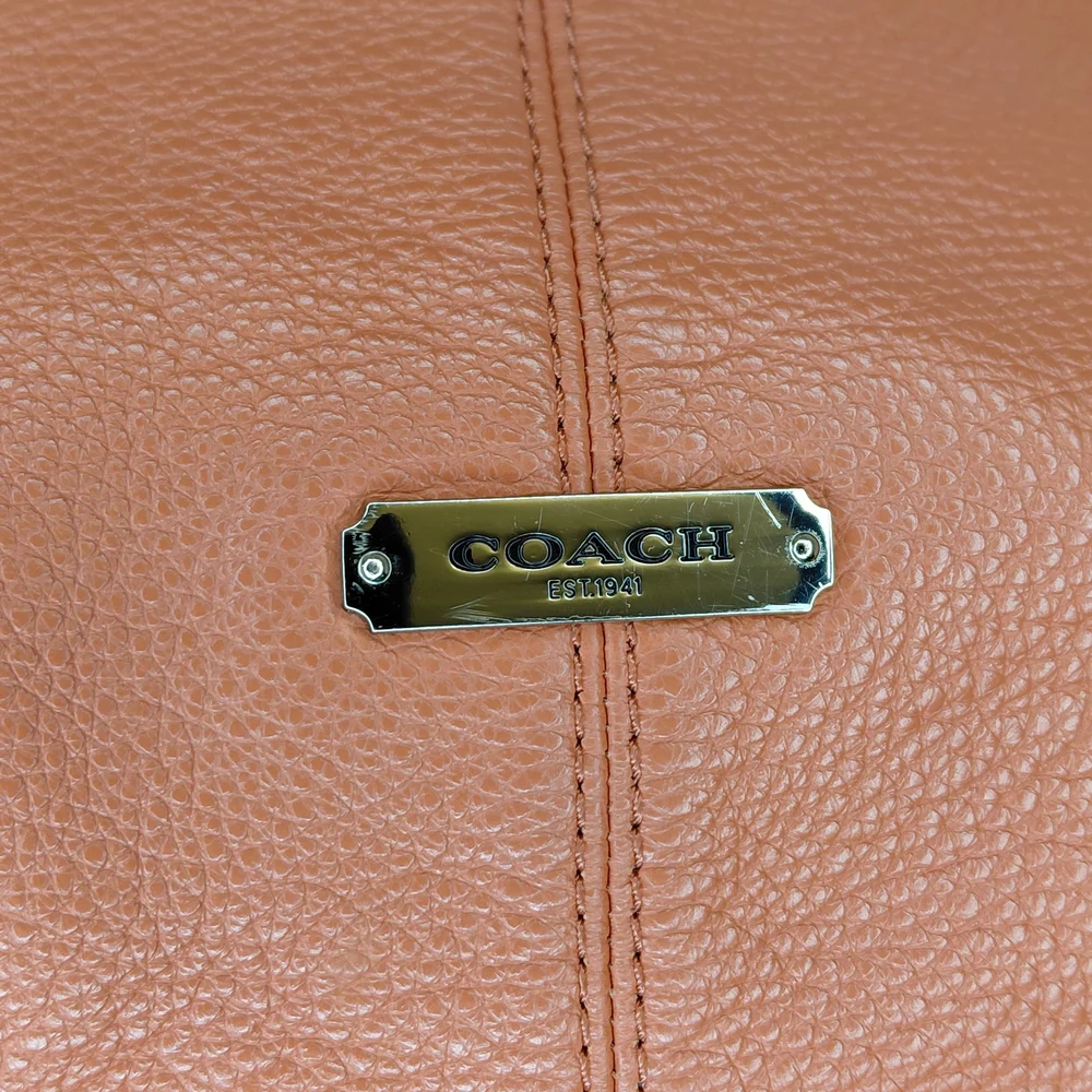 Coach Avery Pebbled Leather Hobo Shoulder Bag Sienna - Picture 3 of 16